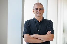 Dr. Miha Kovač